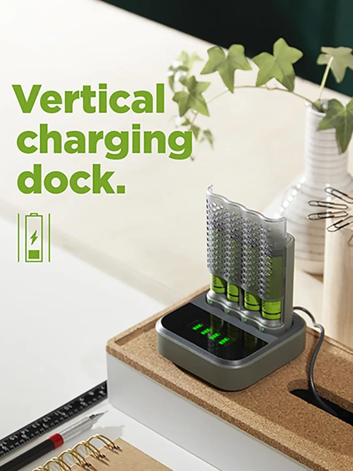 Batteriladdare GP ReCyko med laddningsdocka inkl 4 AA batterier