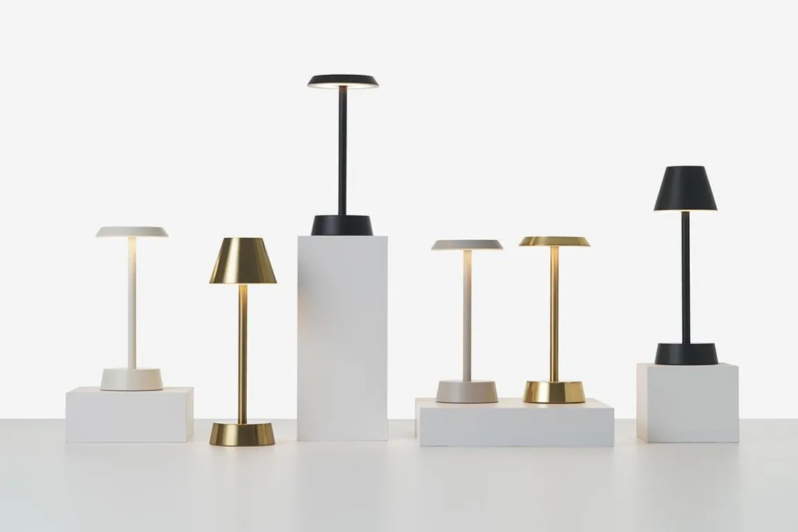 Bordslampa LED Duni Zelda Mässing