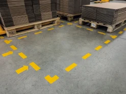 Golvmarkering Durable Kort Streck Gul