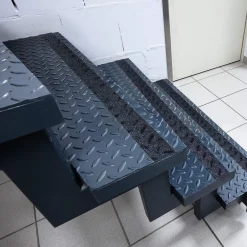 Halkskyddstejp Durable Duraline Grip+ Formfit Svart 50mm