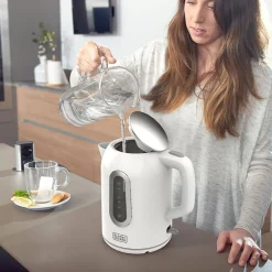 Vattenkokare Black+Decker Vit 1,7L