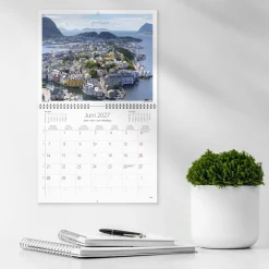 Väggkalender Burde 1727 Scandinavia 2027