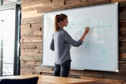 Whiteboardtavla Nobo Premium Plus Emalj 1800x900mm